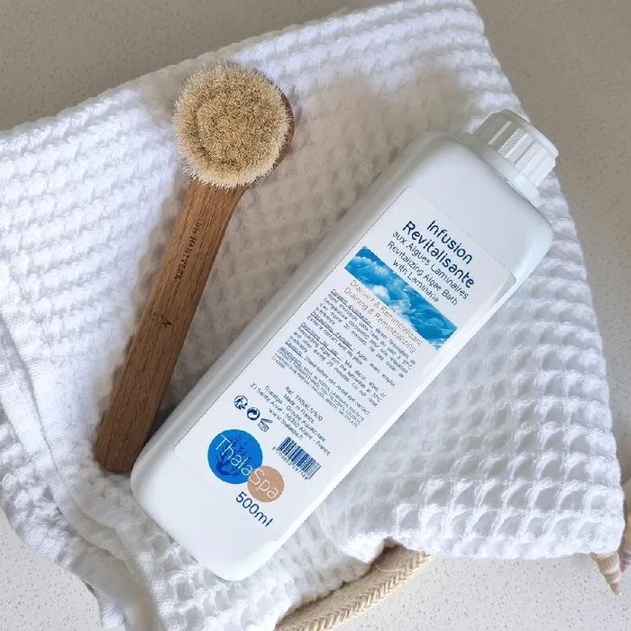 

Revitalizing Algae Bath with Laminaria Bath Salt 500ml