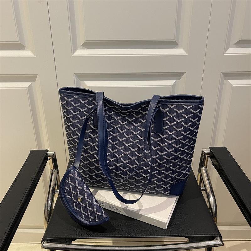 

Корейская версия нишевой сумки с принтом, женская новая сумка-тоут для поездок на работу большой вместимости, модная сумка на плечо высокого класса, тренд синий