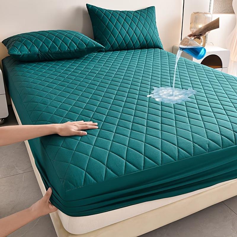 1pc Mattress Protector, Does Not Include Pillowcases or Pillow Inserts, with Waterproof Straight-line Pattern, Soft and Comfortable, Machine Washable