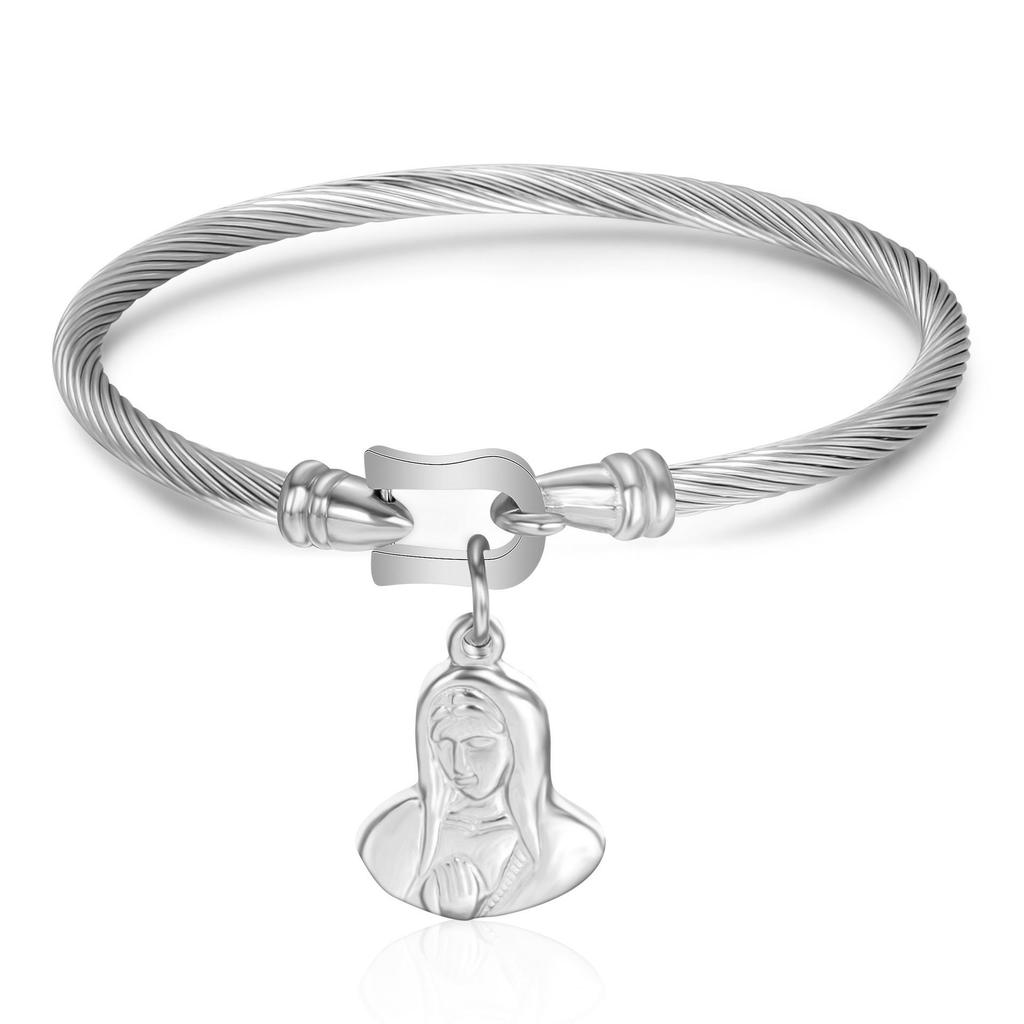 Trendy European Heart Horseshoe Bracelet: Personalized 14MM Titanium Steel Gift for Women