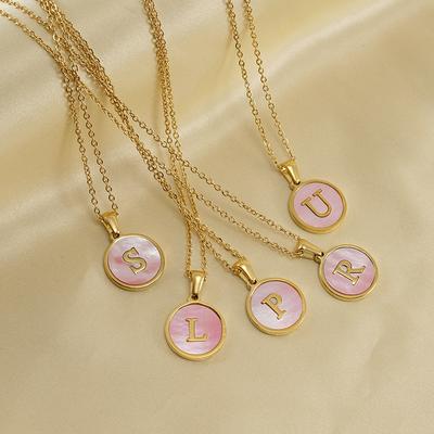 2026 Pink Shell Letter Necklace for Women Does Not Fade, European and American 18K Gold Pendant Collarbone Chain with Jewelry