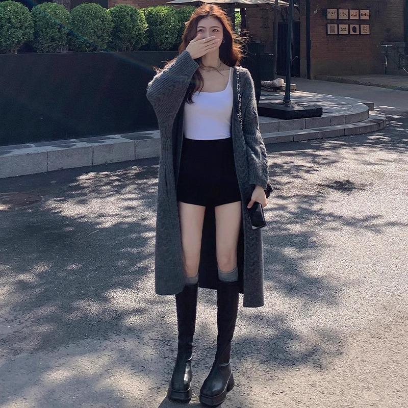 Women s Black High-Waist Elastic A-Line Slimming Shorts - 2025 Spring/Autumn Collection M