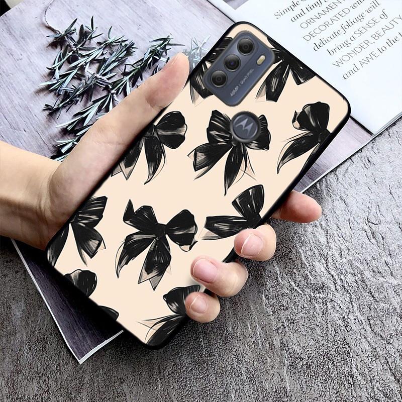 Pink Bow Tie Funda Phone Case For Motorola Moto G85 G55 G05 G14 G75 G31 G50 G10 G20 G30 G60 G13 G32 G84 G54 G53 G72 G24 Power