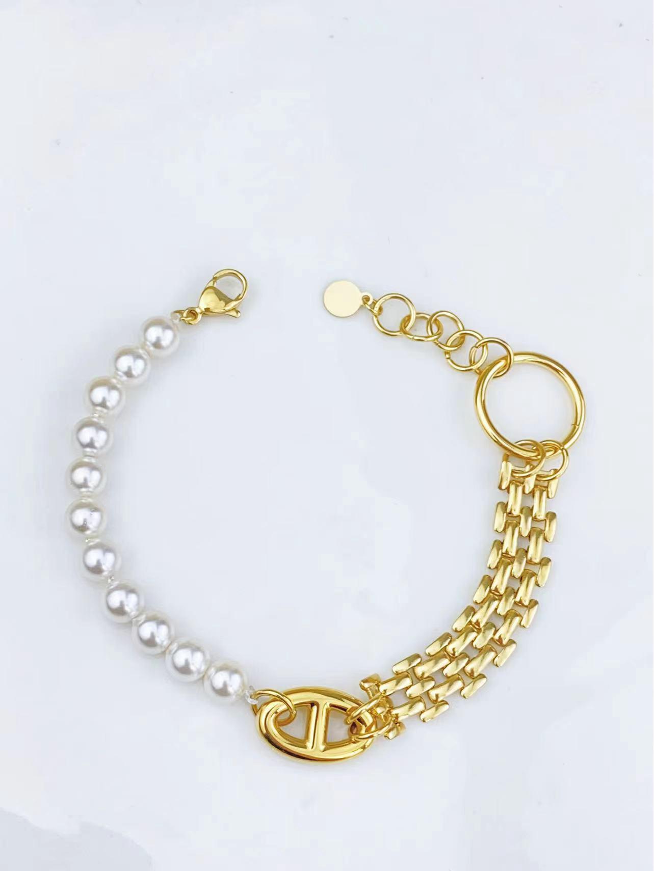 

Женский браслет из неправильного жемчуга и бисерной цепочки - Уникальный дизайн ремешка пятачок золотой