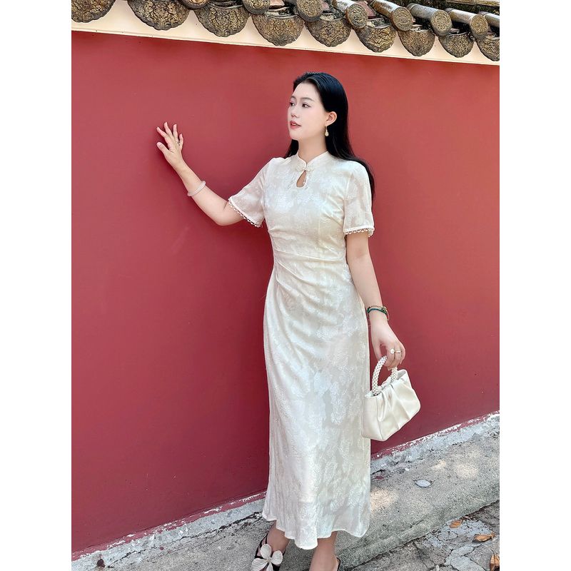 Encounter the New Plus-Size Chinese-Style Engagement Improved Qipao Dress for Women, Designed for the Summer, with a Retro and Elegant Vibe