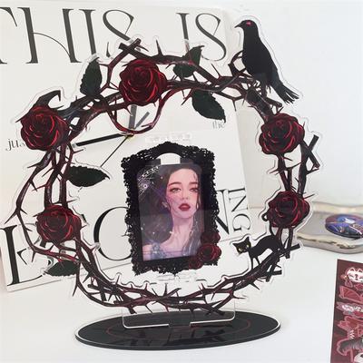 Thorn Rose Foto-Stand-up-Acryl-Idol Peripheriegerät 3-Zoll-Foto-Sammlung Display Drehbarer Fotorahmen