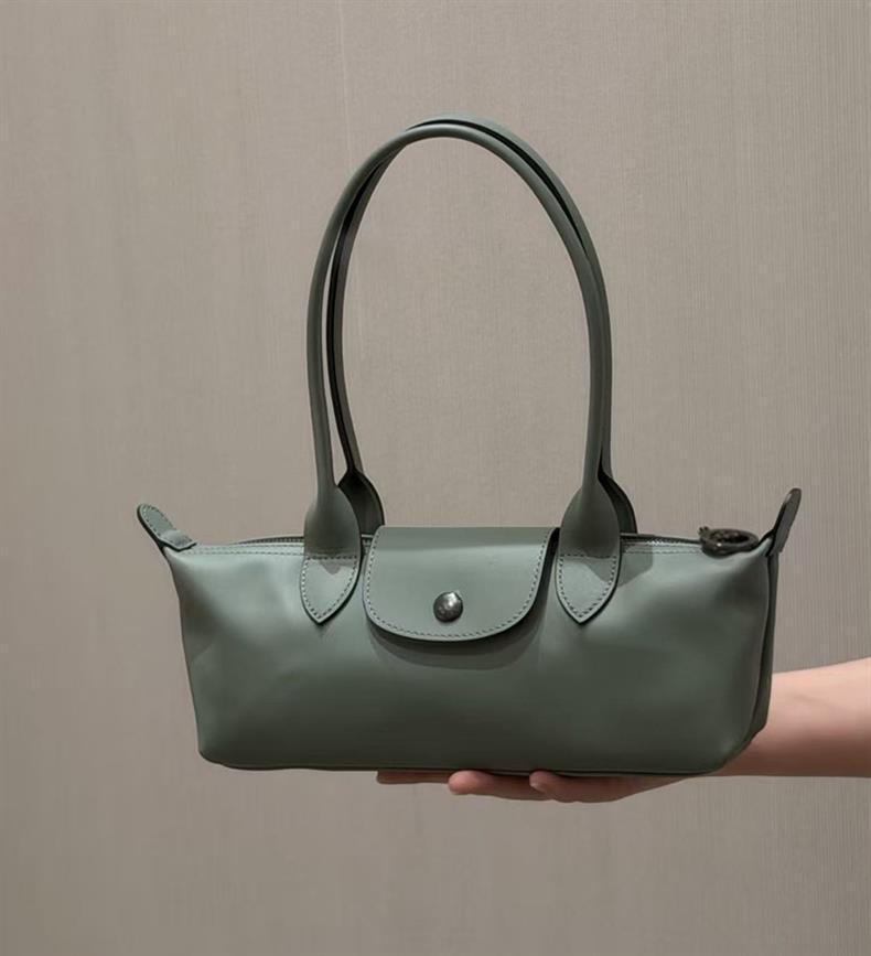 Mini Borsa a Gnocchi da Donna Estate 2026 Luce Lusso: Borsa a Spalla Baguette alla Moda, Versatile e di Grande Capacità.