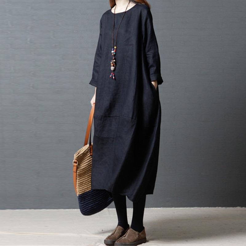 Lockeres Schlank machendes Midikleid mit langen Ärmeln und Rundhalsausschnitt