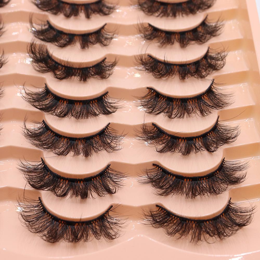 20 Pairs of Naturallycrossed 3D Black False Eyelashes Are Fluffy, Slender and Soft, and 15-20mm Thick False Eyelashes Are Worn Daily.