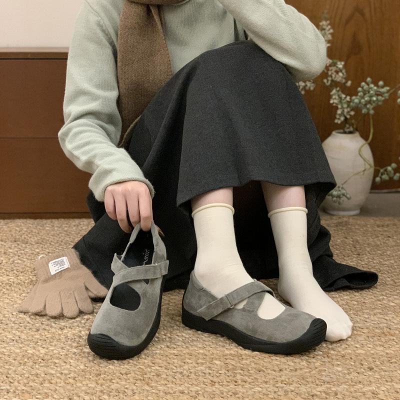 Retro Platform Cross Belt Korean Version Casual Single Shoes Women's Autumn 2025 New High-end Fashion Mary Jane Shoes