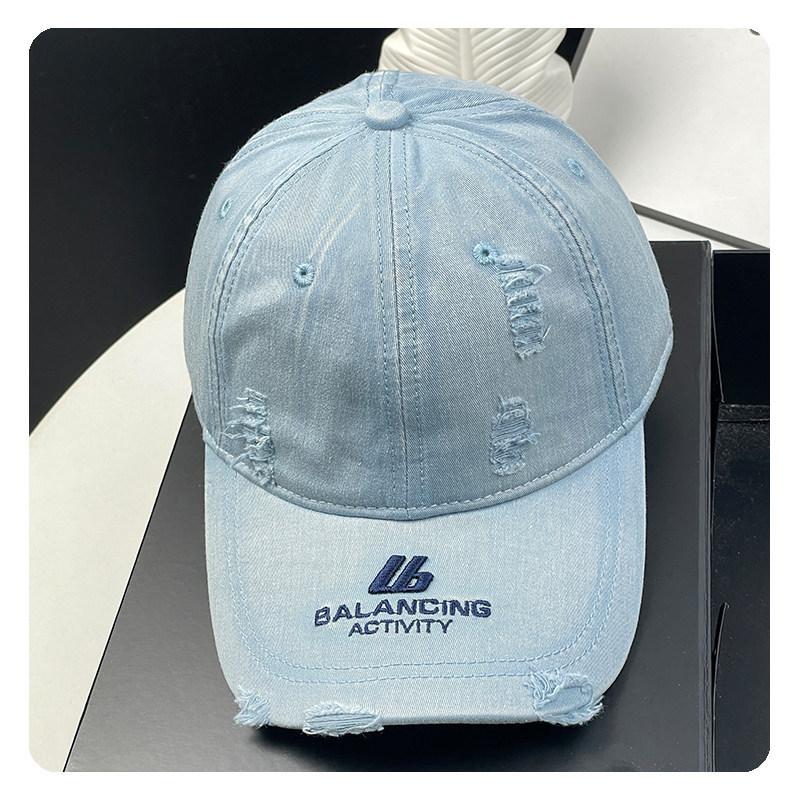Spring And Summer American Retro Ripped Baseball Caps, Men'S And Women'S Embroidered Peaked Caps, Sunshade, Showing A Small Tide