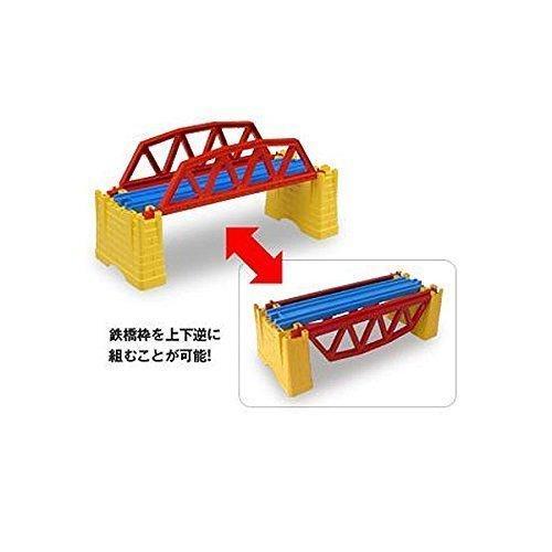 

Части Takara Tomy Plarail, небольшой железный мост J-03