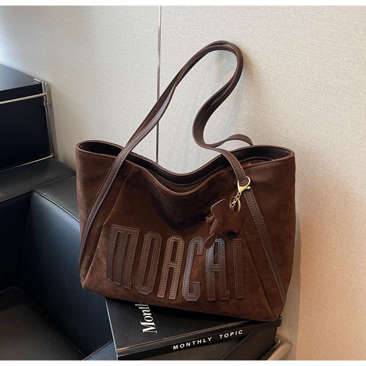 Autumn and Winter Retro Large-capacity Bag Women's 2024 New Fashion Commuter Shoulder Bag Suede Matte Tote Bag