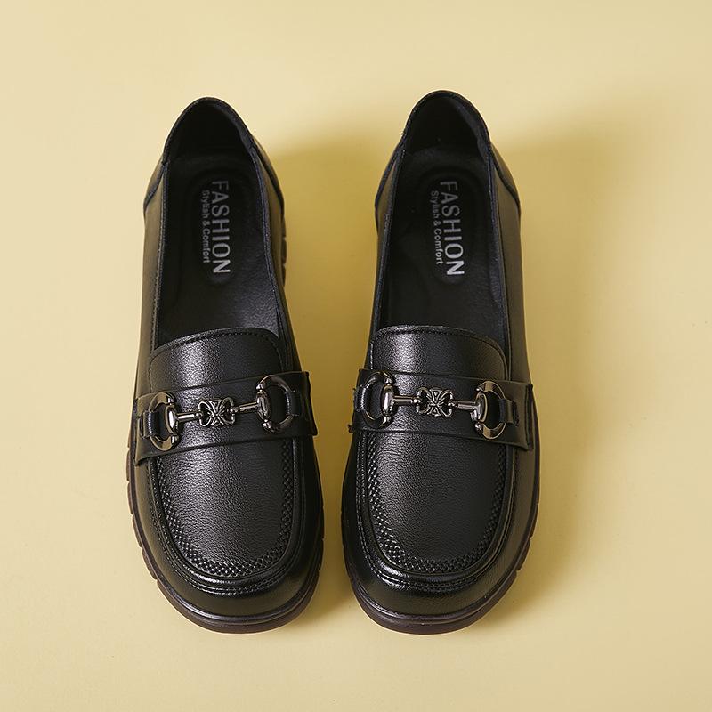 

Spring Buckle Women s Casual Non-Slip Leather Shoes for Moms and Elderly - Versatile with Tendon Sole 41
