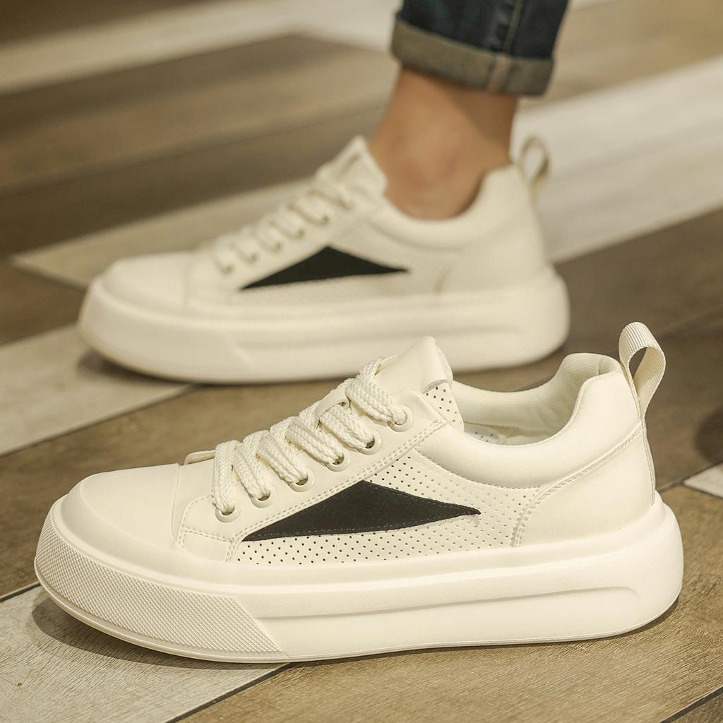 Men Breathable Casual Board Shoes Lightweight Lace Up Low Top Sneakers Soft Sole Fashion Shoes for Daily Walking Street Wear