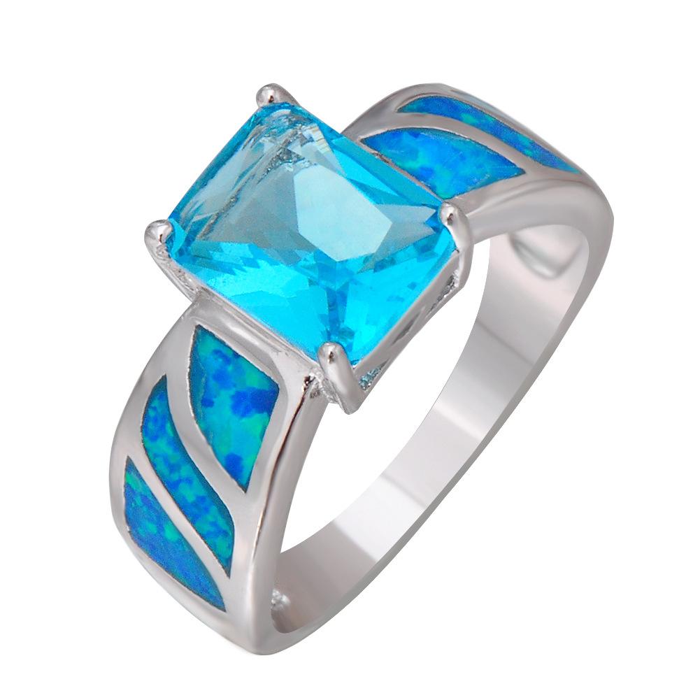 10KT Block Diamond Fashionable and Simple Temperament Ring