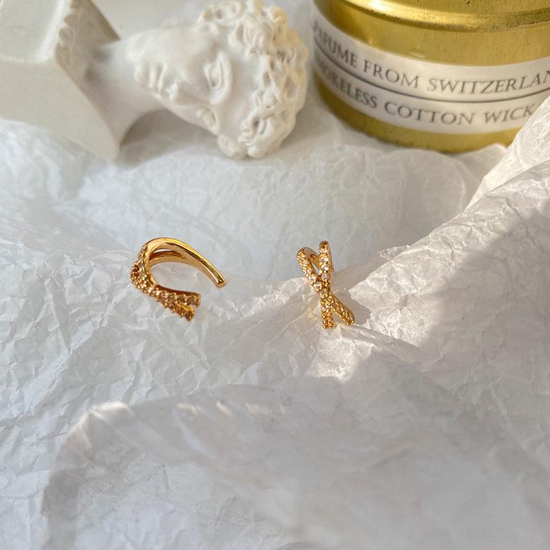 Korean Diamond-Studded Leaf Ear Cuff - Adjustable, No Piercing Needed, Fairy Forest Design Earrings