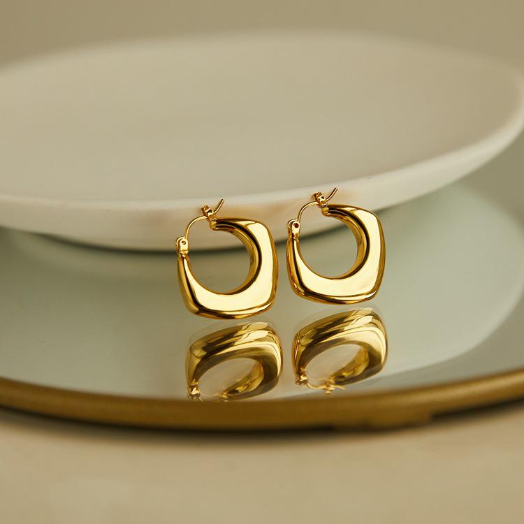 

Exaggerated Geometric Semicircle Earrings - U-Shaped Ear Hoops & Studs for Women