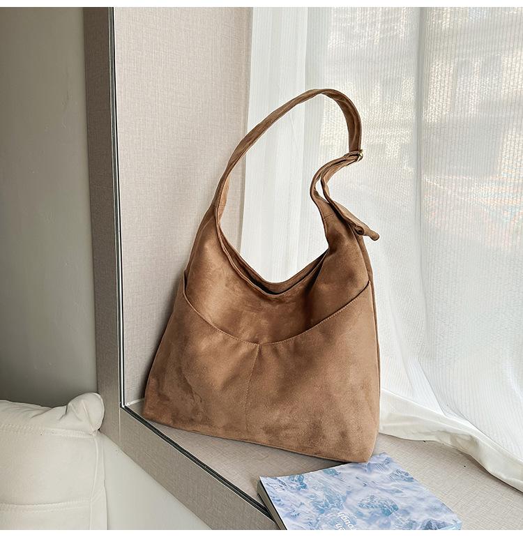 

Осень и зима новая женская сумка через плечо повседневная модная большая вместимость для поездок на работу подмышечная женская сумка ретро высококлассная сумка-тоут хаки