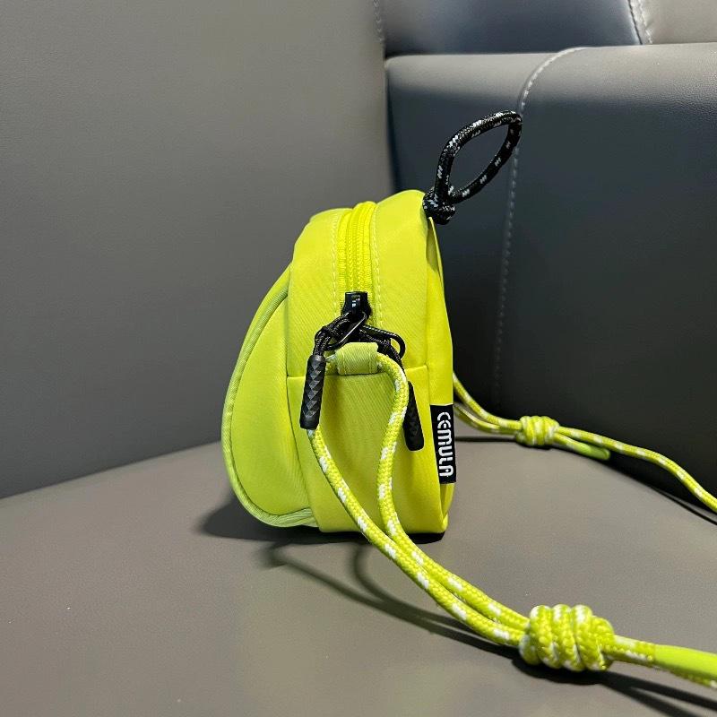 Adorable Mini Crossbody Bag - Egg-Shaped Shoulder Bag for Parent-Child Outings and Kids, Simplified Mobile Phone Holder