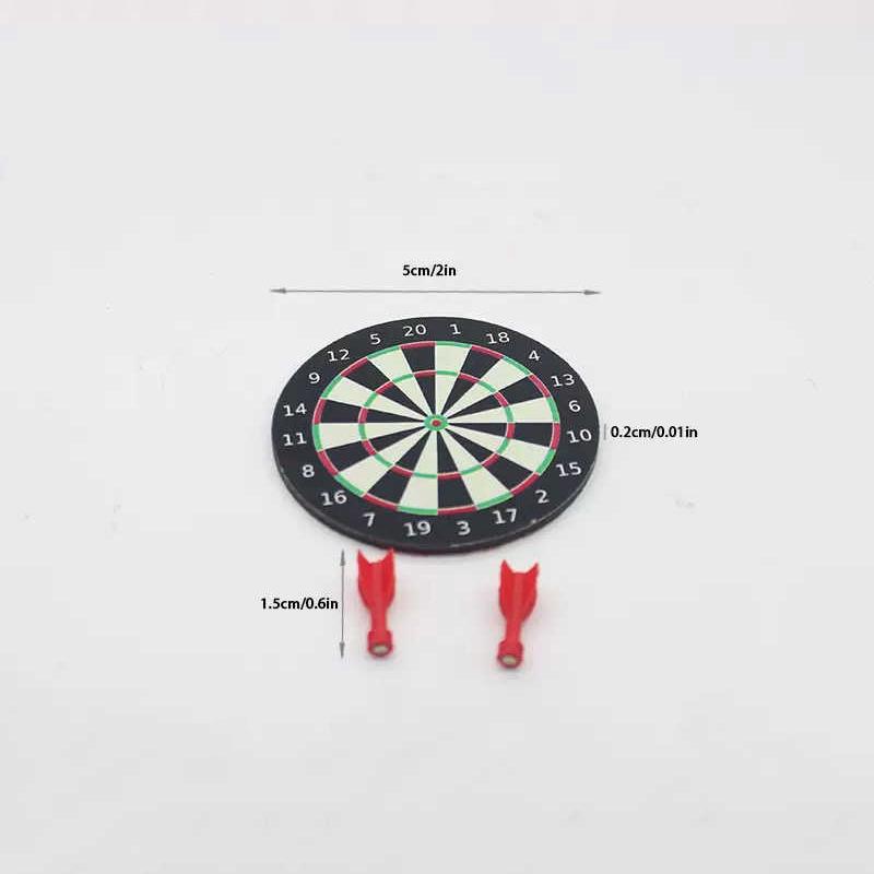 1Set Miniature Maison de Poupée Jeu de Fléchettes Fléchettes Set de Jeu Jouer Maison de Poupée Miniatures Accessoires Décoration Maison Jouet Faire Semblant