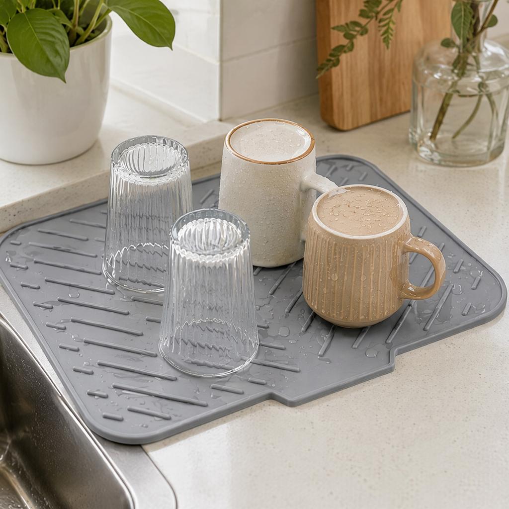 Große Silikon-Geschirrtrockenmatte Schräges Ablaufsystem Arbeitsplatte Rutschfest Hitzebeständig Küchen-Trockenmatte 16x12 Zoll