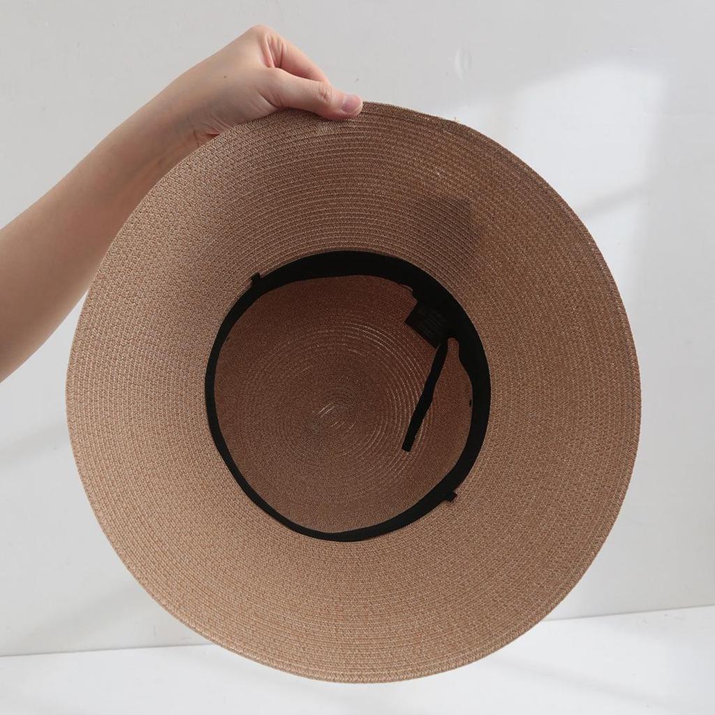Women's Summer Sun Hat: Foldable Bow-Trimmed Straw Hat with Large Brim for Seaside Vacations