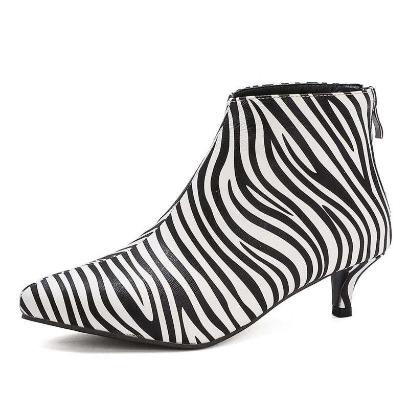 

Классические коричневые ботильоны для женщин, короткие ботинки на низком каблуке, женская обувь на молнии, зебра, обувь для вечеринок и танцев, осень-весна 2025 39 зебра