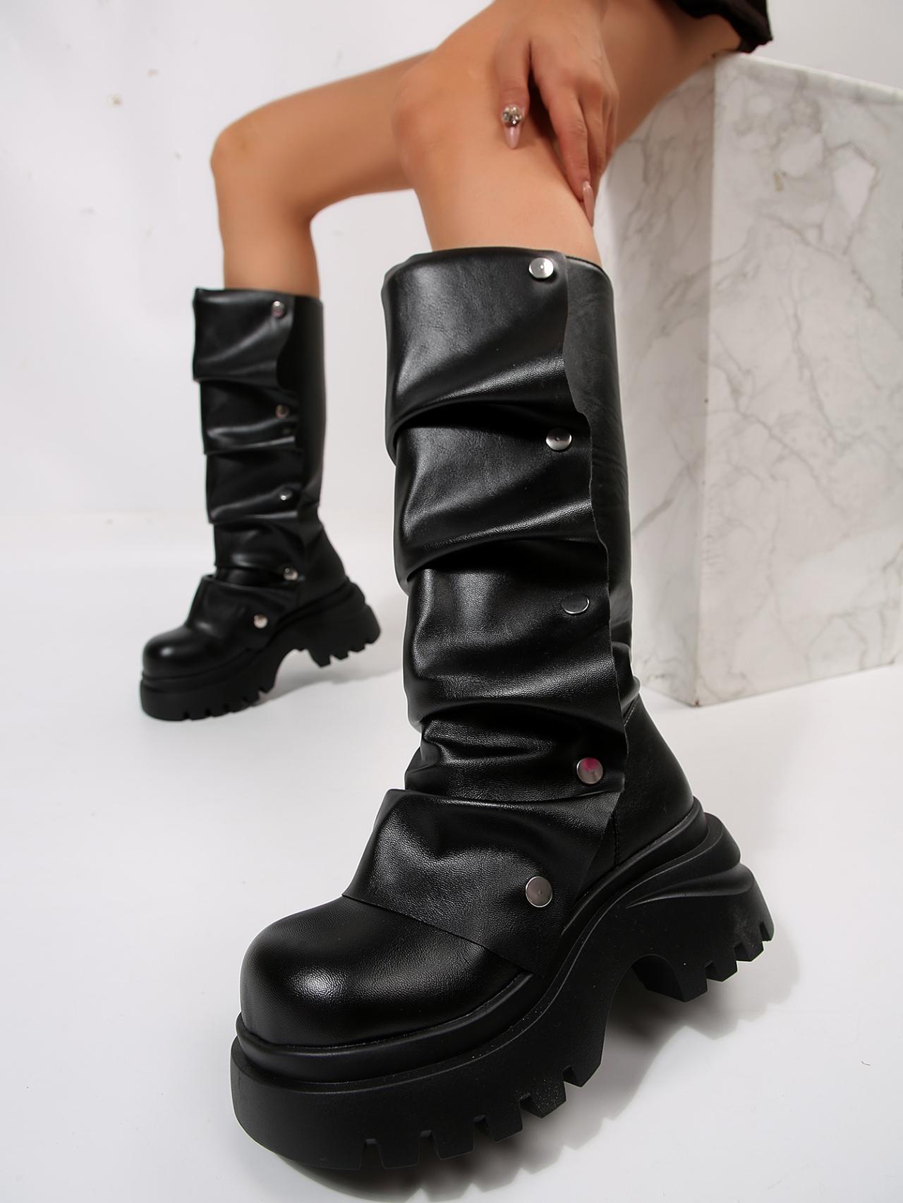 

Новые женские ботинки с толстой подошвой, с пряжкой и отворотом, обувь с круглым носком в стиле панк, ботинки со складками, на высоком блочном каблуке, крутые женские 35