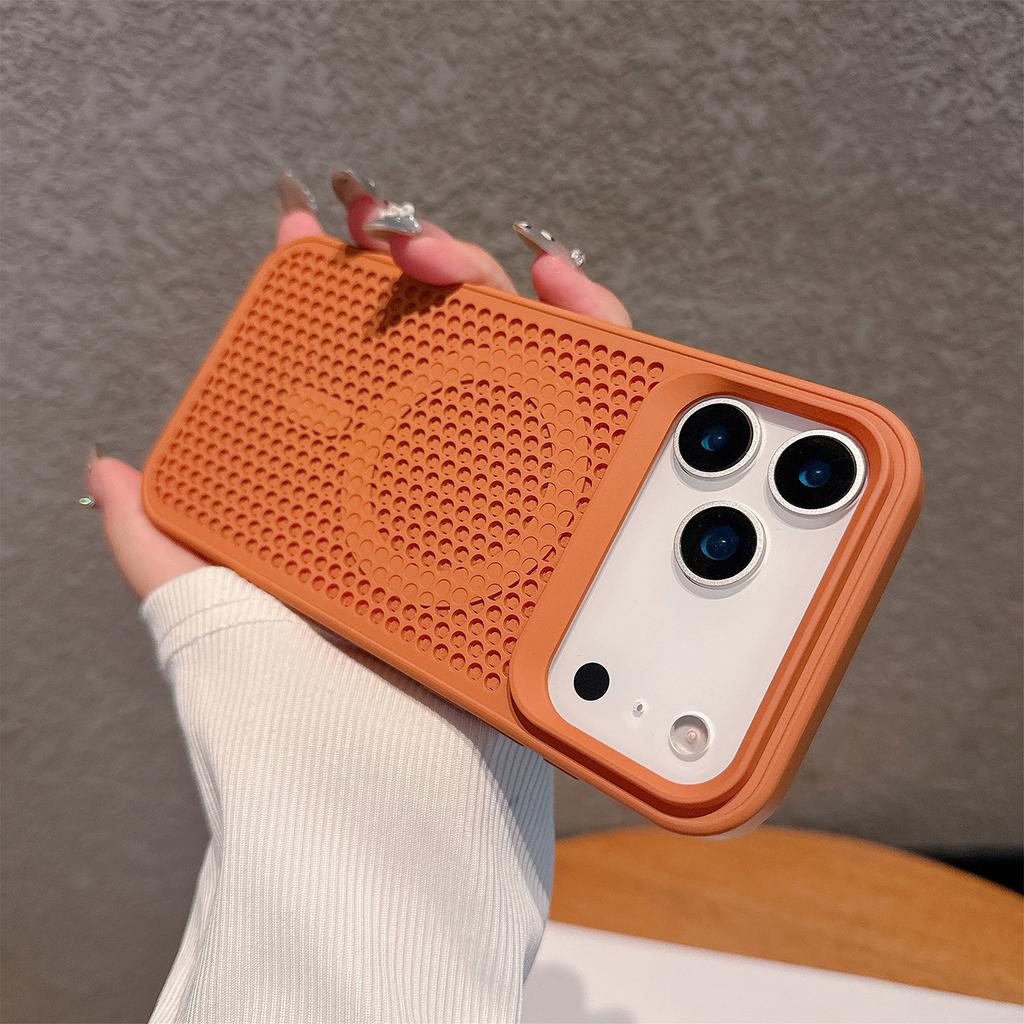 Honeycomb heat dissipation magnetic attraction is suitable for iPhone18PROMAX skin-sensitive mobile phone case Apple 17 premium-sensitive case 16.