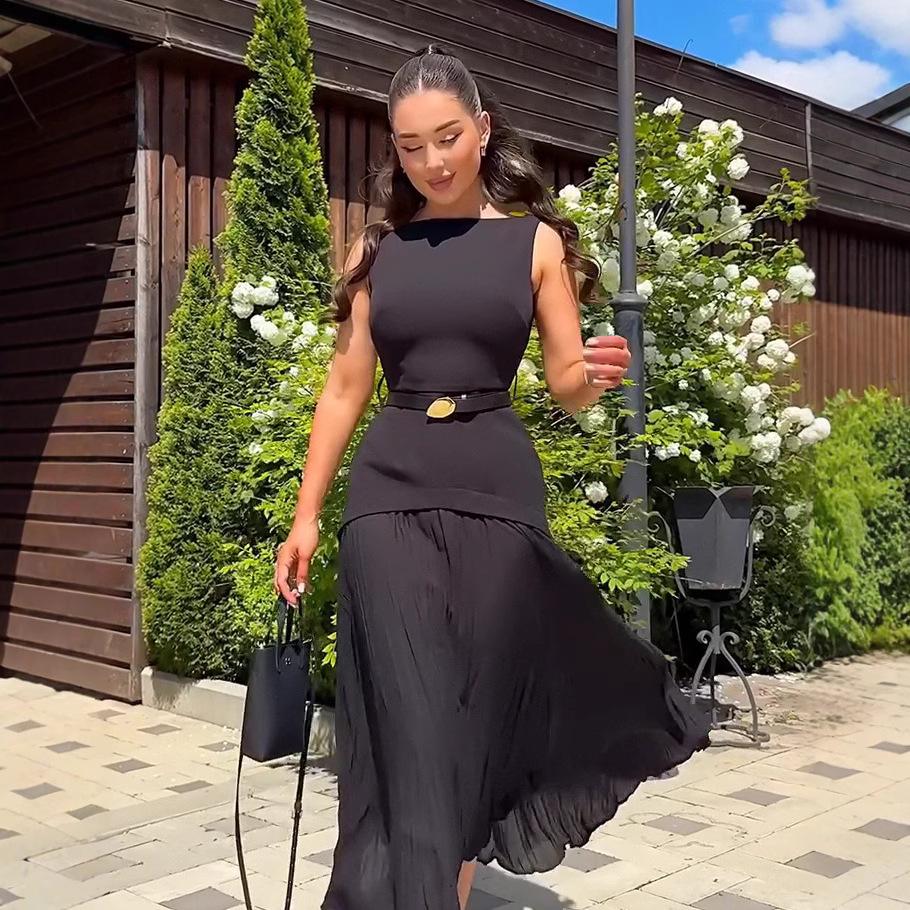 2025 Summer European and American Women's Sleeveless Pleated Dress – Solid Color, Waist-Cinching