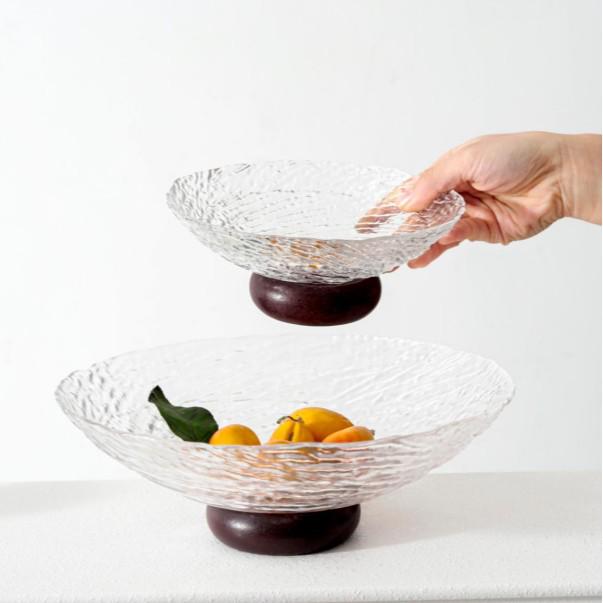 Luxury Glass Fruit Bowl for Coffee Table: High-End Reception Tray for Snacks, Nuts, and Dried Fruits.
