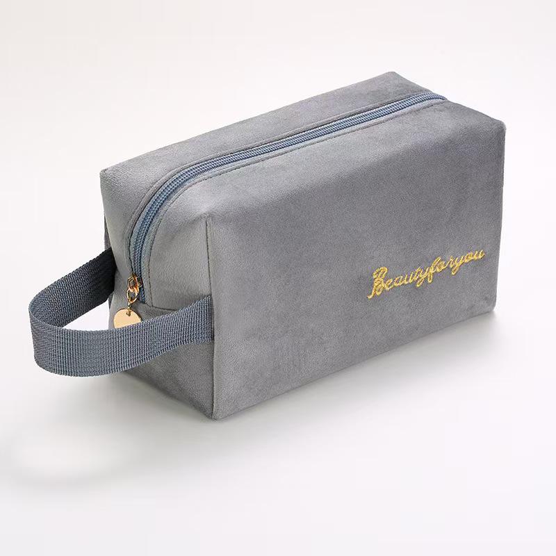 Samt-Make-up-Tasche: Hochkapazitives, Premium 4-teiliges Kosmetik- und Lippenstiftaufbewahrungsset