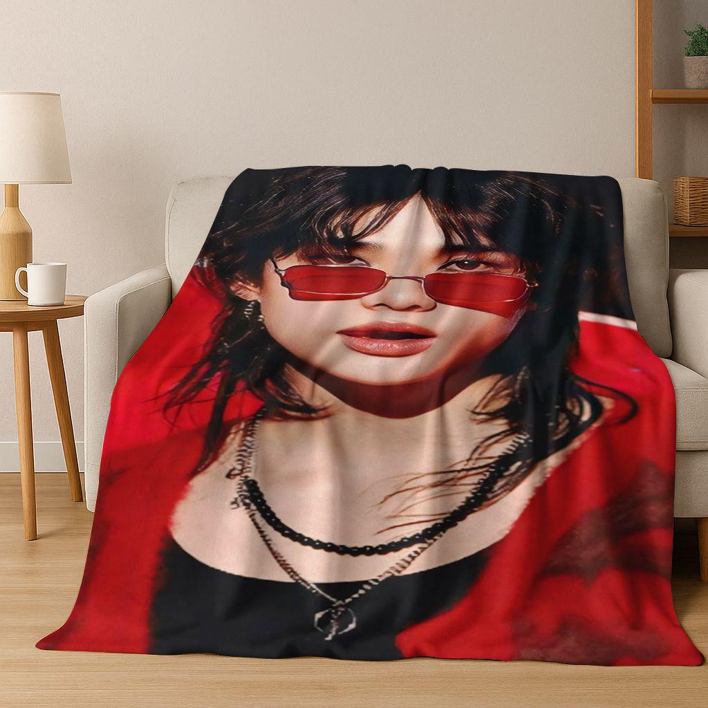3D Hyunjin Solo KPOP Singer Flannel Blanket,Warm and Cozy Soft Throw Blanket for Home Bedroom Bed Sofa Picnic Office Cover Gift