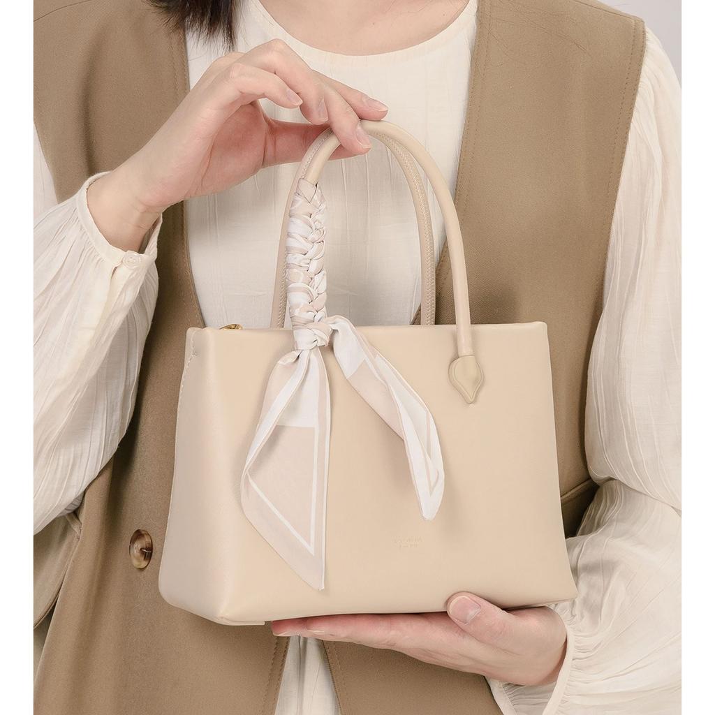 Spring and Summer Tote Bag, Crossbody Bag, Simple and High-quality Silk Scarf, Soft Leather Bucket Bag, Red Wedding Bag