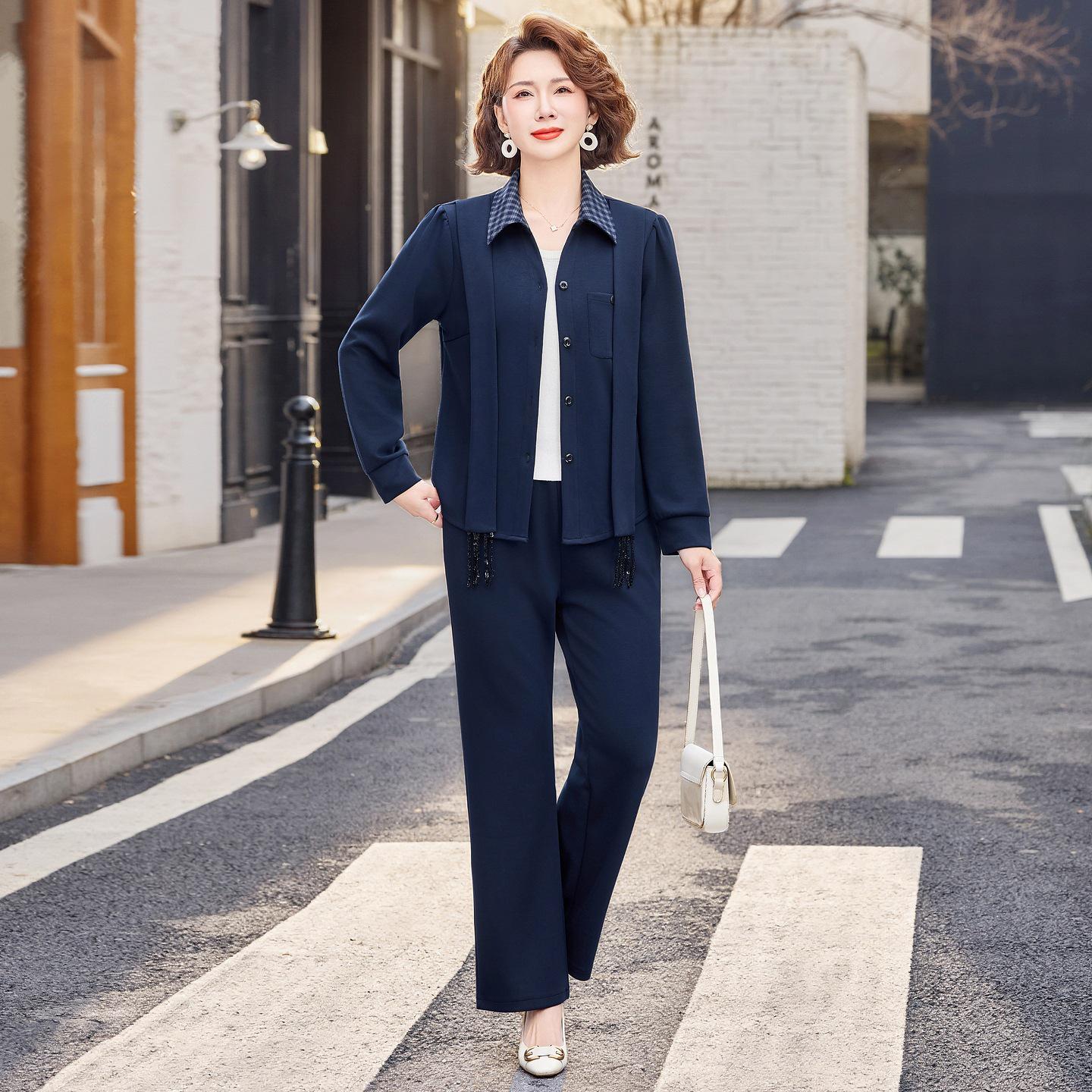 

2026 Spring Fashion Two-Piece Set for Women Aged 40-60: Casual Mother s Sportswear 5XL (recommended 155-165 jin)