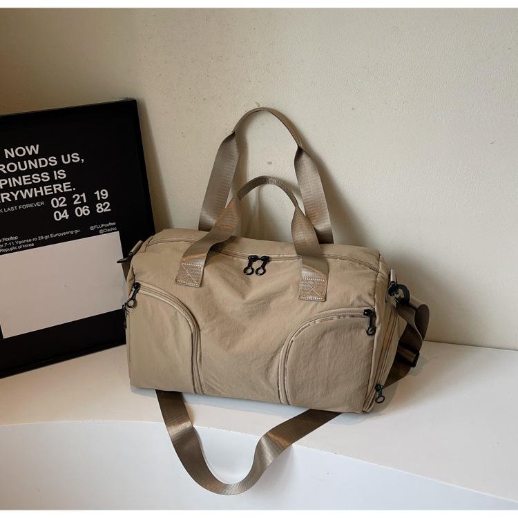 2025 spring new handbag women's casual travel bag shoulder bag Korean version student large-capacity commuter messenger bag