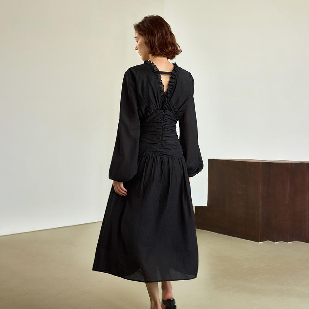 Waiwaiaiem Yy_V-Neck Cinched Waist Black Dress