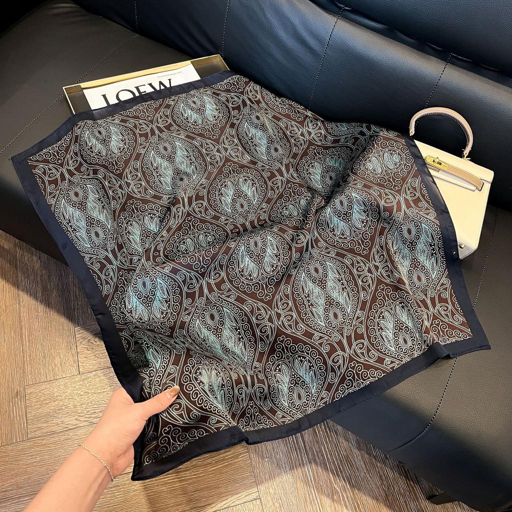 Winter Bohemian Heart Pattern Scarf Jacquard Cashmere Design Women Pashmina Thick Blanket Soft Bufanda Warm Shawl Poncho Stole