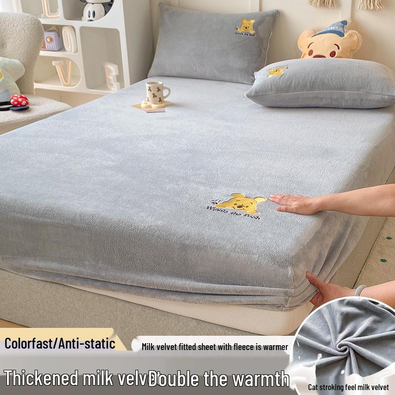 Autumn Winter Flannel Fitted Sheet: Non-slip Coral Fleece Bedspread & Mattress Cover