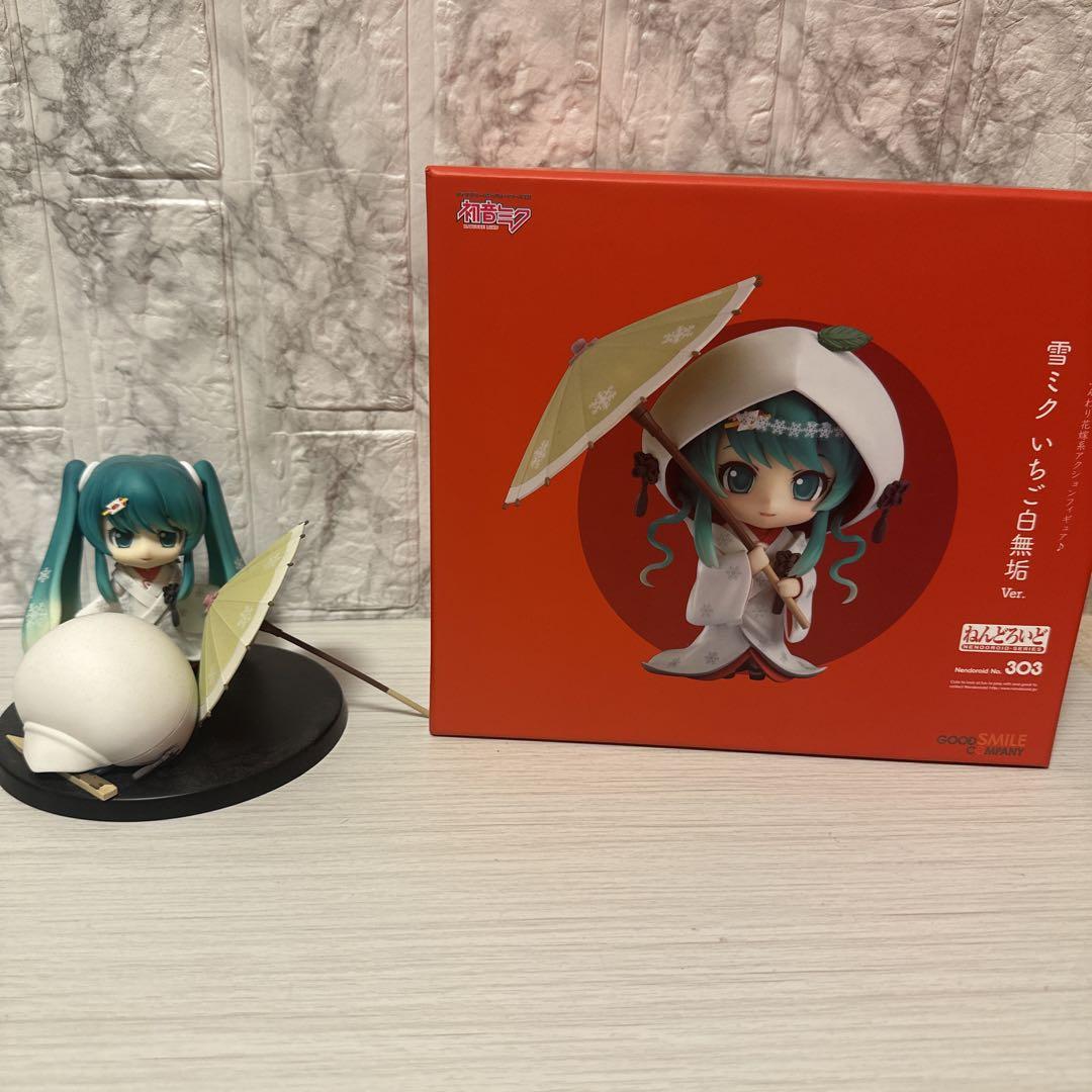 

[USED] Hatsune Miku Snow Miku Strawberry White Kimono Ver.