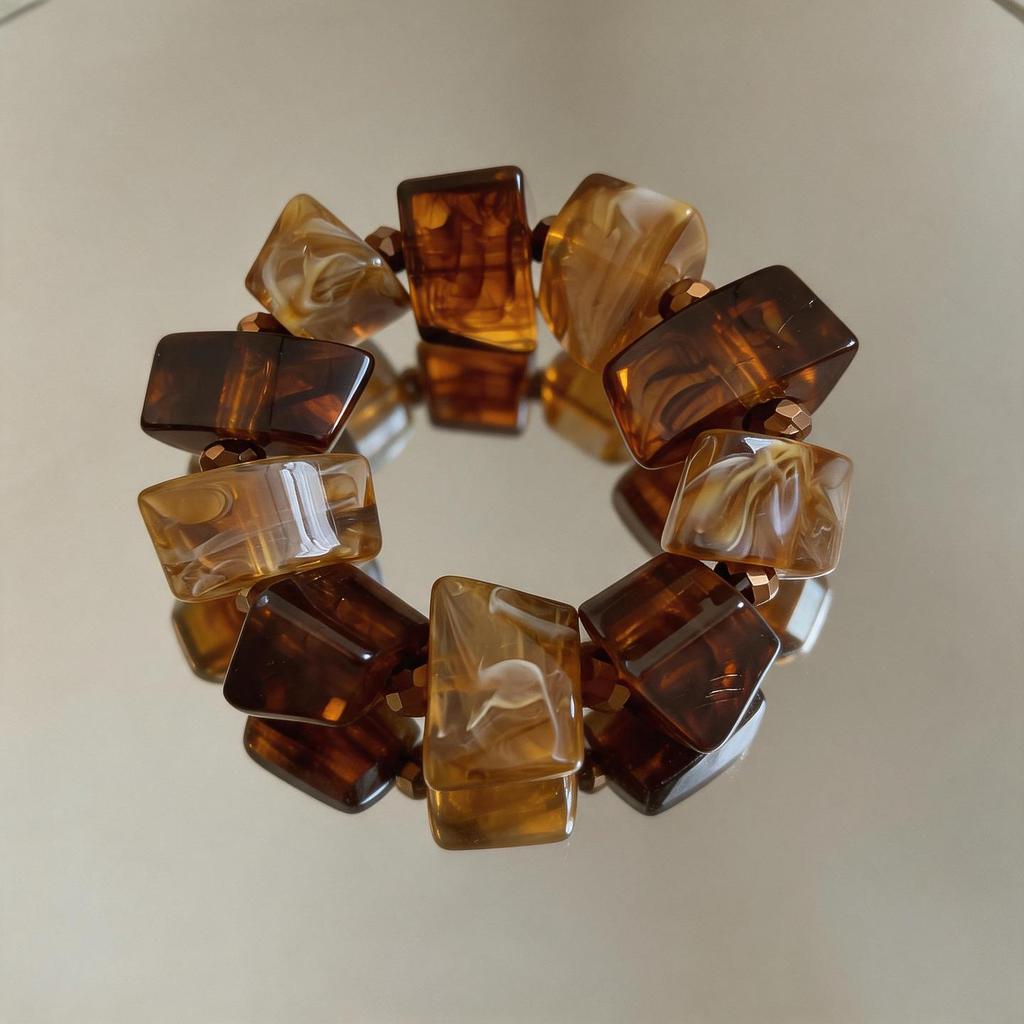European Retro Geometric Faceted Acrylic Flower Jewelry Set - Necklace & Earrings