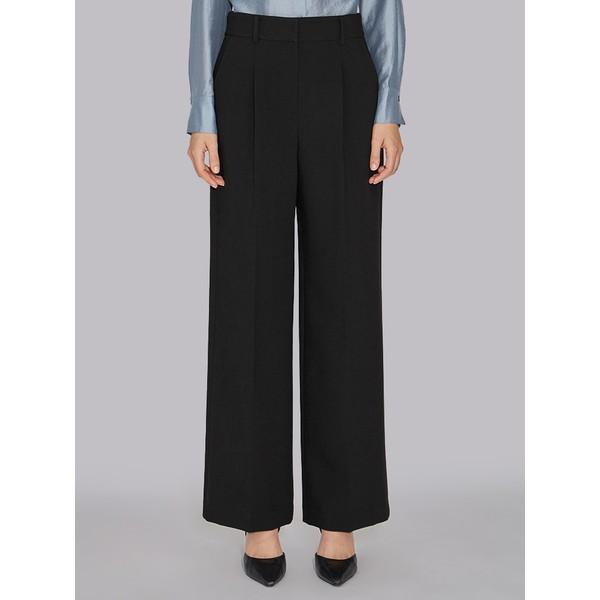  She S miSS  One Tuck Straight Set Up pantS SwSSlo31020