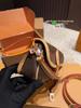 Guangzhou Hochwertige Nano Diane Mini Baguette Klassische Monogramm Schulter- und Crossbody-Tasche
