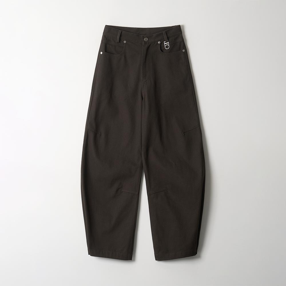 DTHIRTYONE Side-Snap Balloon Curved Pants (Brown)