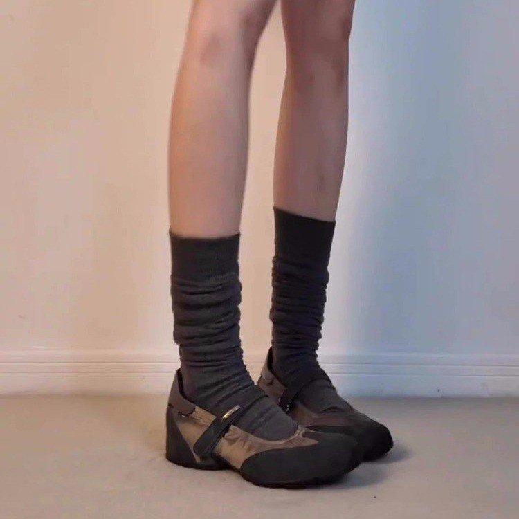 

Sheepskin version~ Early autumn new versatile inner height increase 5CM Mary Jane shoes women s splicing Velcro casual single shoes women 40 серый