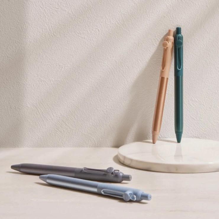 Japanese uni-ball ZENTO Gel Ink Pen Limited Flow Model Metal Push Ultra-Smooth Writing 0.38/0.5mm Signing for Students Business