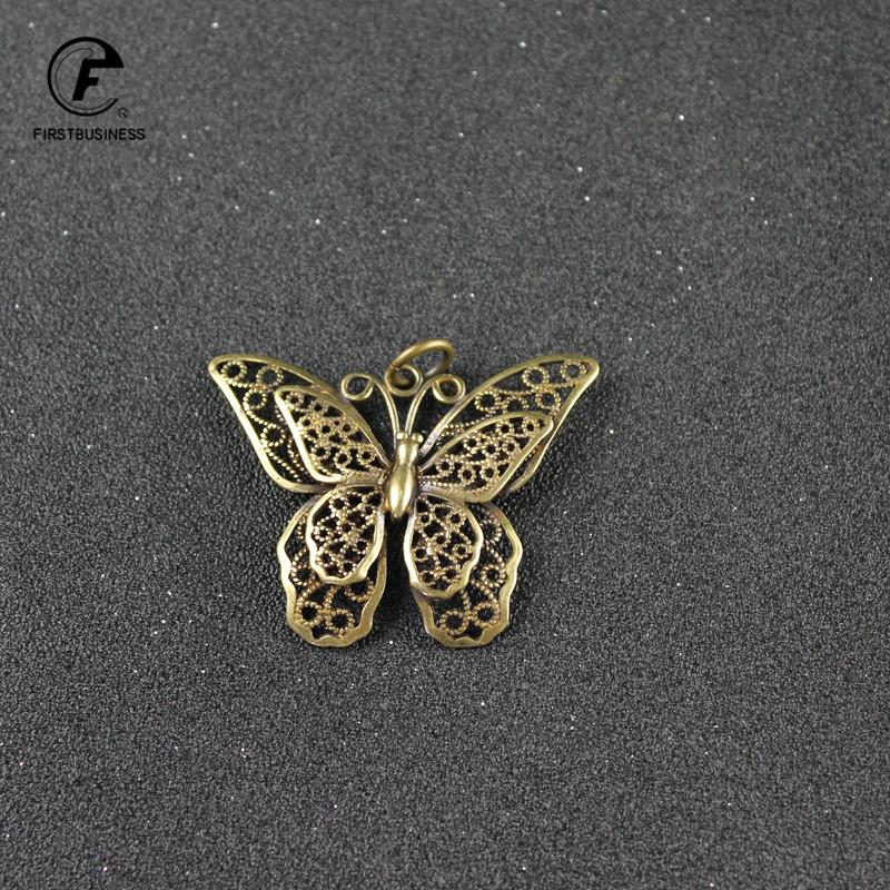 Cute Butterfly Pendant Necklace for Women Cocktail Party Statement Keychains Copper Style Korean Fashion Necklaces Jewelry Gifts