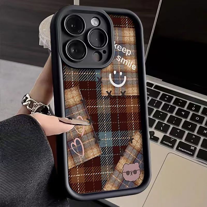 Plaid Love Smiley Face Is Suitable for Apple 16 Mobile Phone Case iPhone17Pro New 15Pro Advanced 14 Anti-drop 13