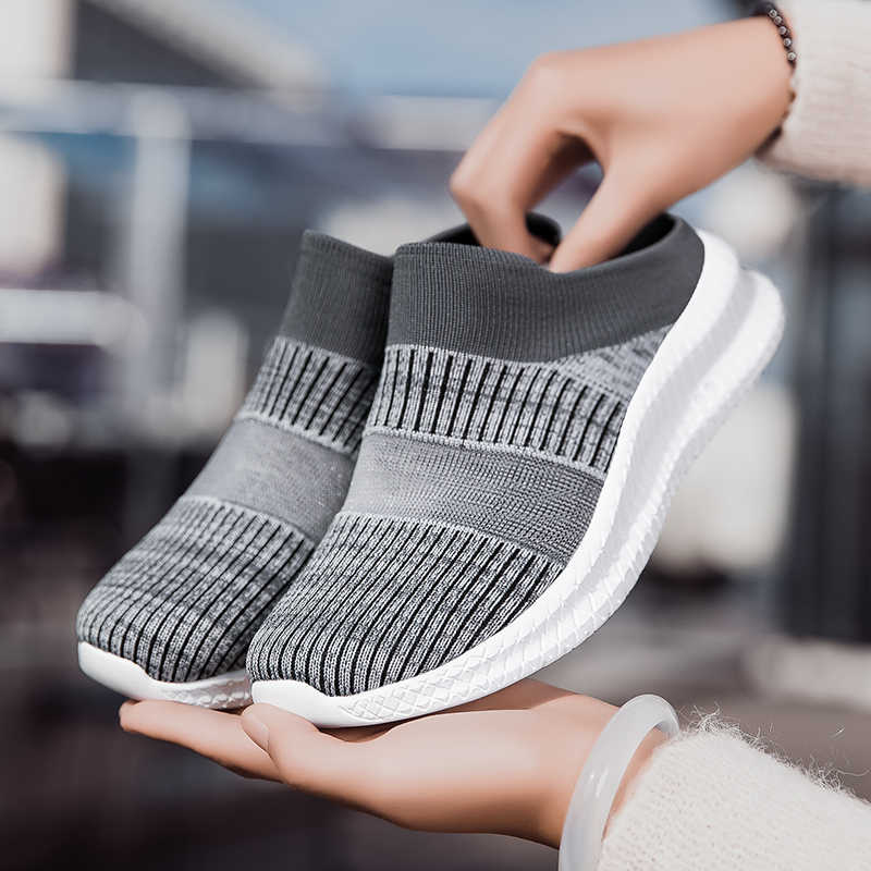 Fashion Velvet Round Toe Kawaii Trainers Vulcanize Particular Woman Shoes Cheap Woman Sneakers Sport Casual Offers Suppliers